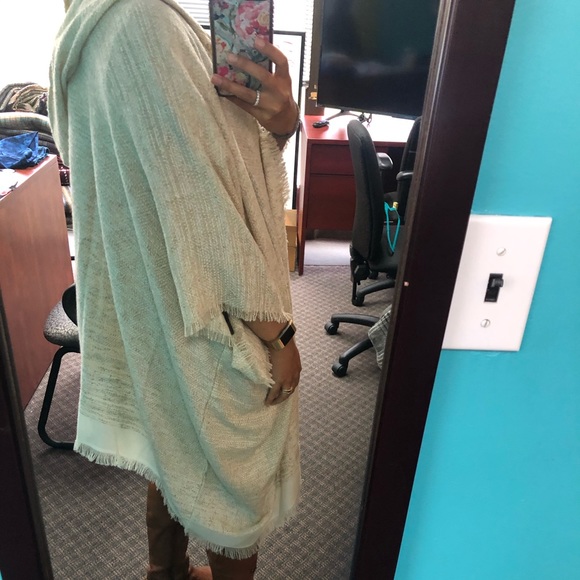 BRAND NEW! Free People Knubby Hooded Kimono - Picture 9 of 10
